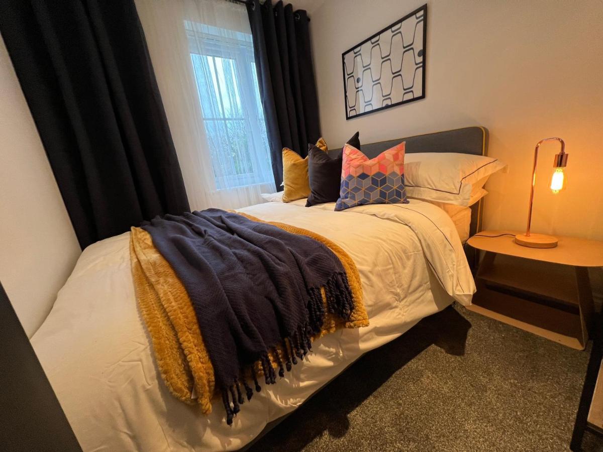 Modern 2 Bedroom Aesthetic Apt Манчестер Экстерьер фото